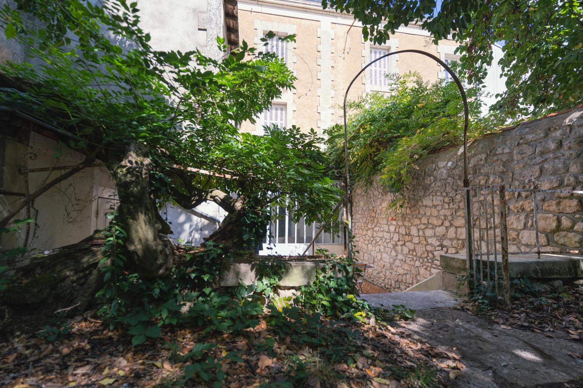 La Verriere By La Maison De Marc- Poitiers Centre - Parking Et Terrasse Buitenkant foto